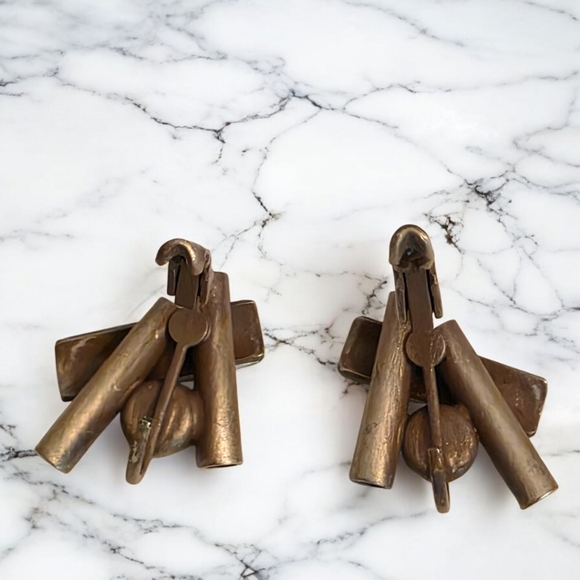 Chic Trifari Vintage Silver Brooch Pin - Picture 7 of 16